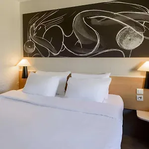 Ibis Hotel